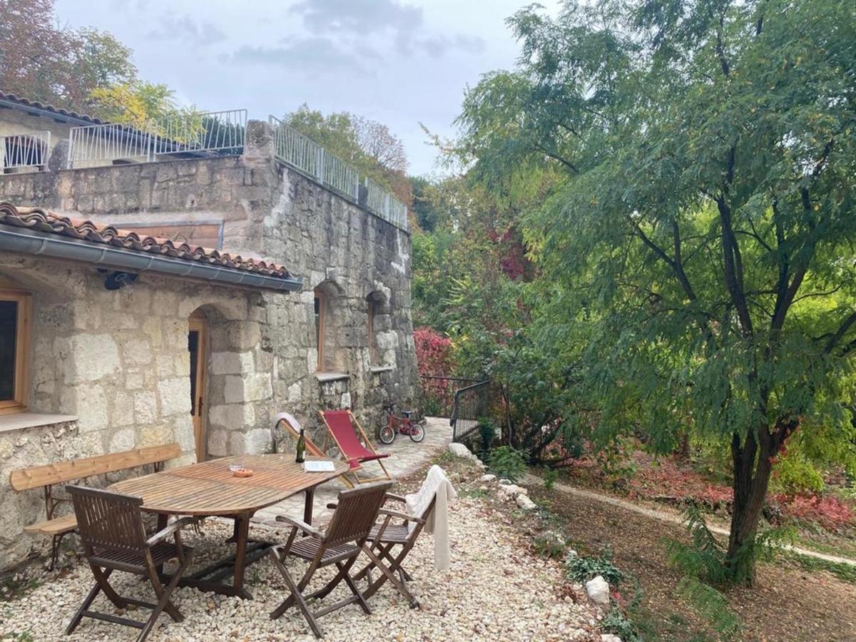 L'isle-Bouzon Gite Les Cabanes De Fallot Pour 15 Personnes - Piscine Naturelle מראה חיצוני תמונה